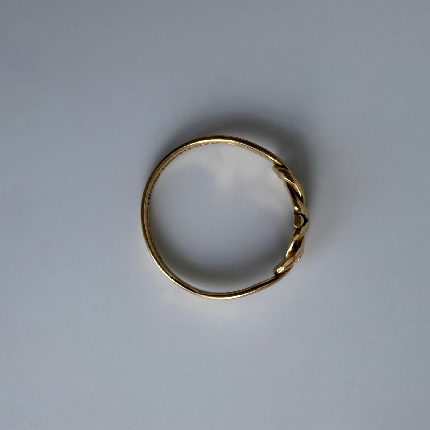 Antique 18 Karat Yellow Gold Knot Ring