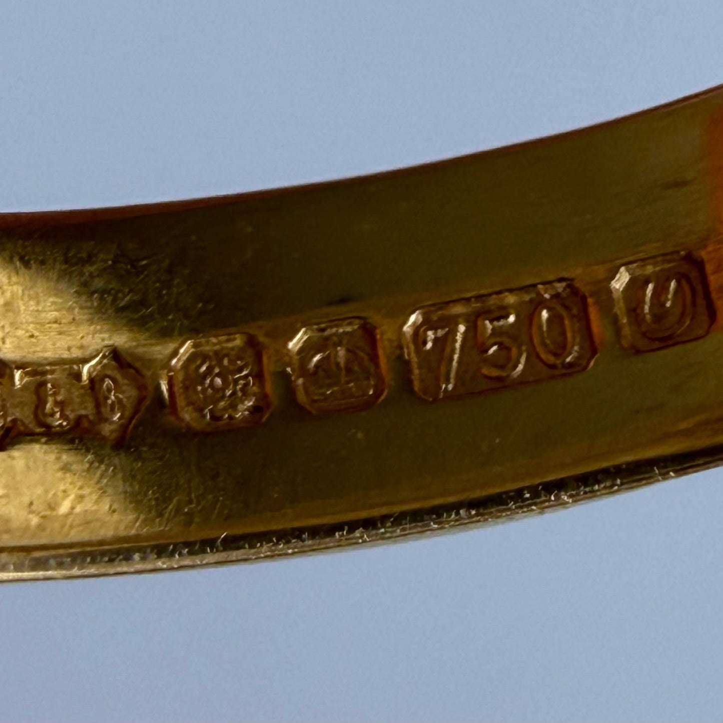 Vintage 18K Gold Fully Hallmarked British Band