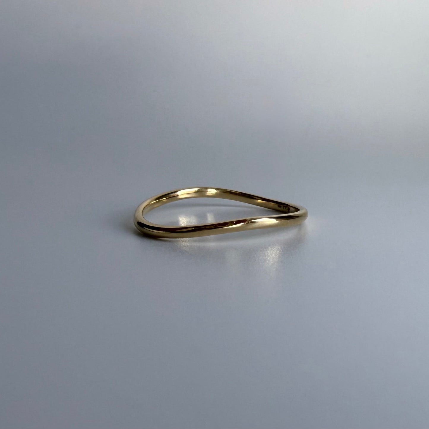 Modern 14K Gold Wavy Band
