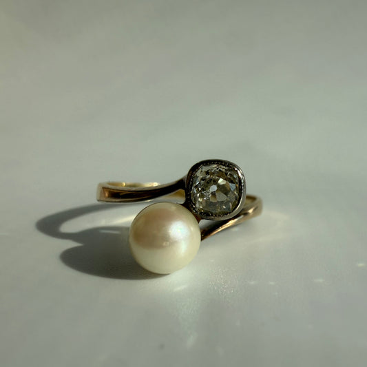 Antique 14K Gold Old Mine Cut Diamond & Pearl Toi et Moi Ring